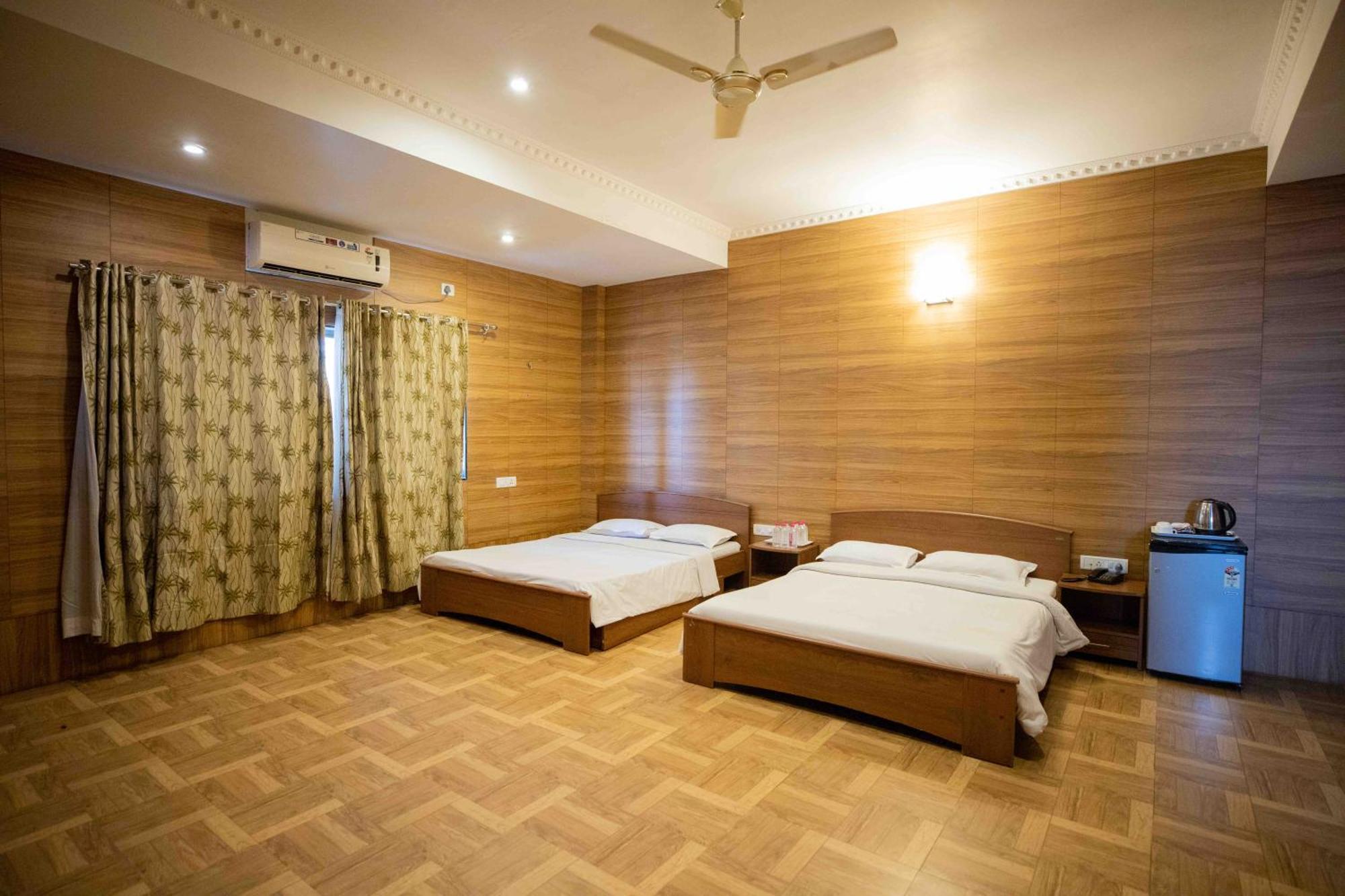 Gp Hotels And Resorts Нашик Екстериор снимка